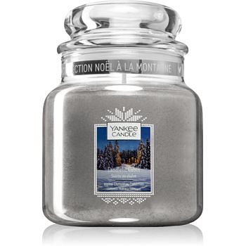 Yankee Candle Candlelit Cabin vonná svíčka Classic střední 411 g