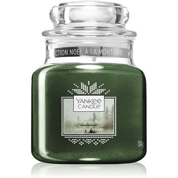 Yankee Candle Evergreen Mist vonná svíčka Classic malá 104 g